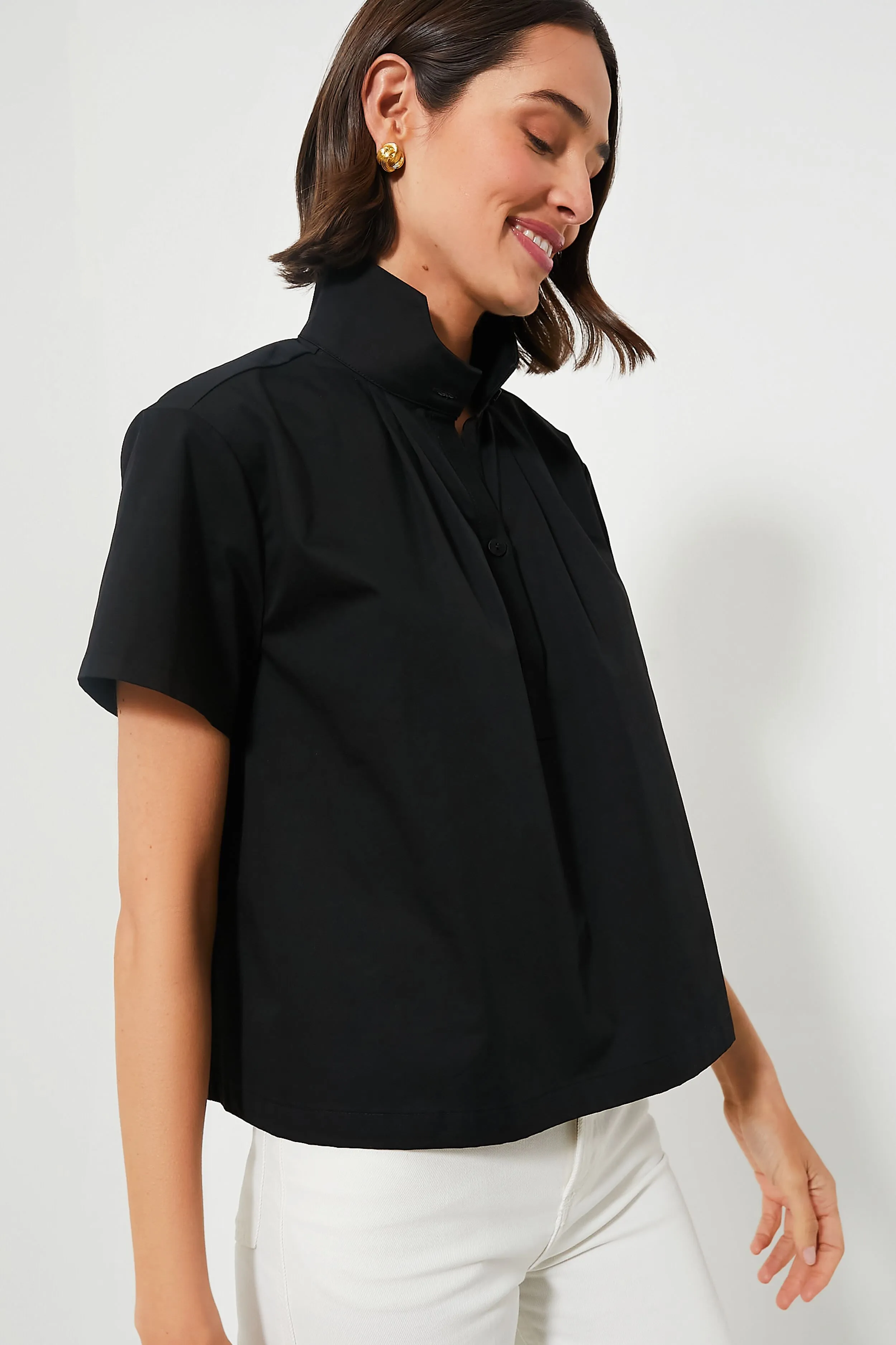 Black Finn Popover