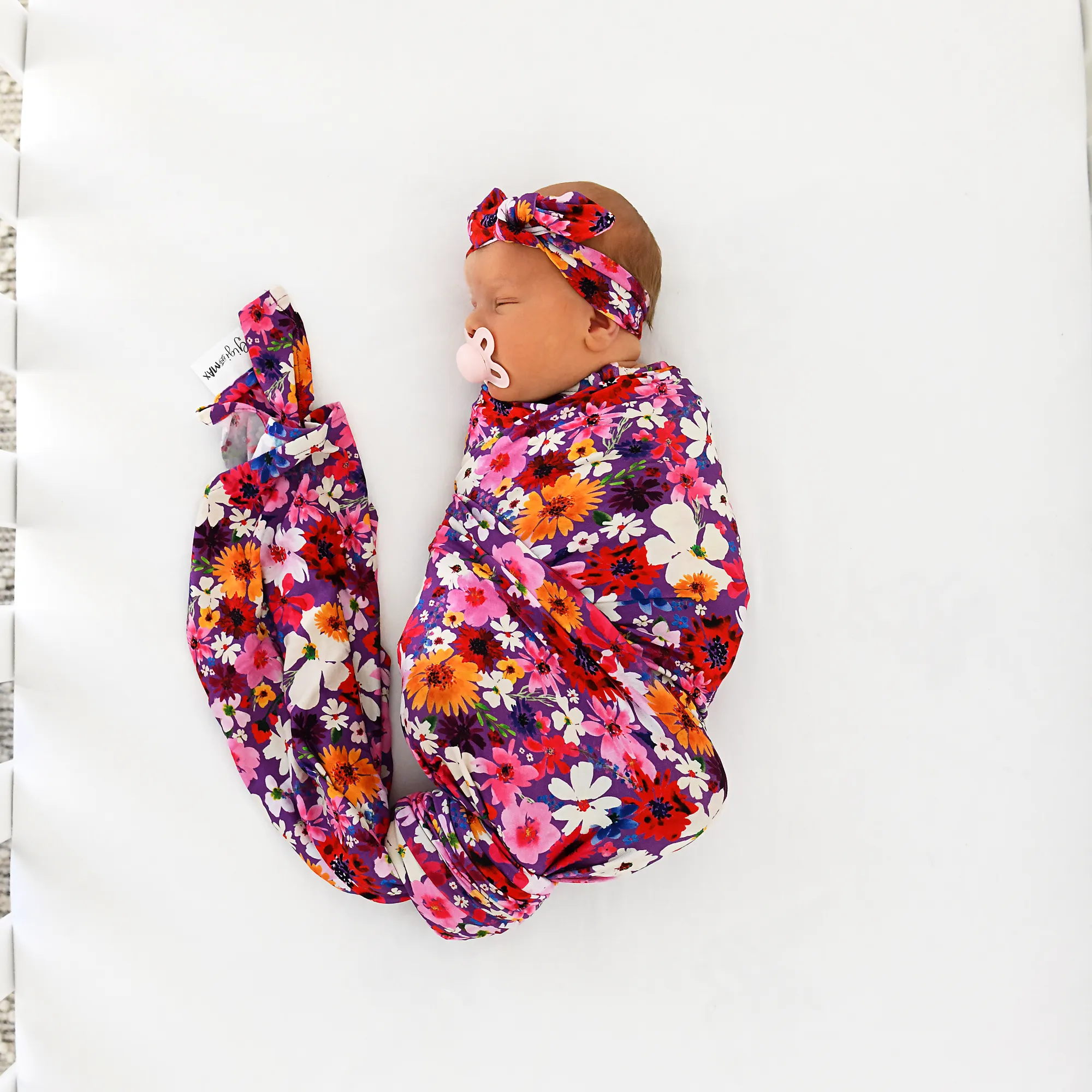 Kaia SWADDLE