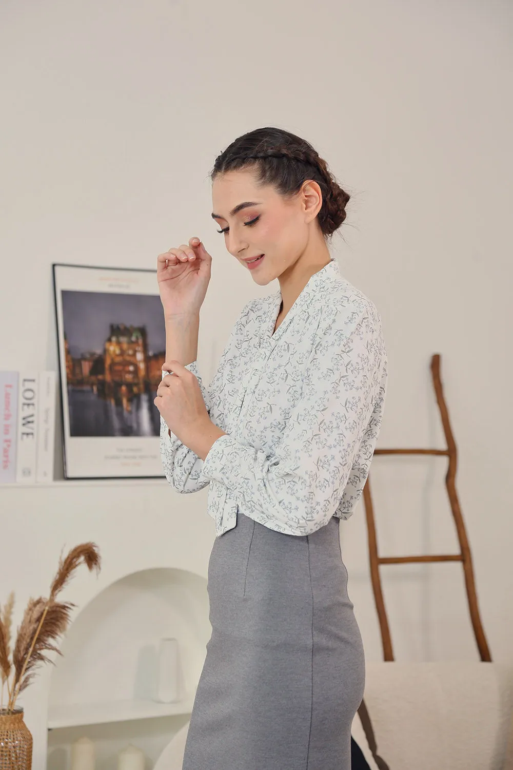 Trinity Long Sleeves Blouse in Botanical Charm