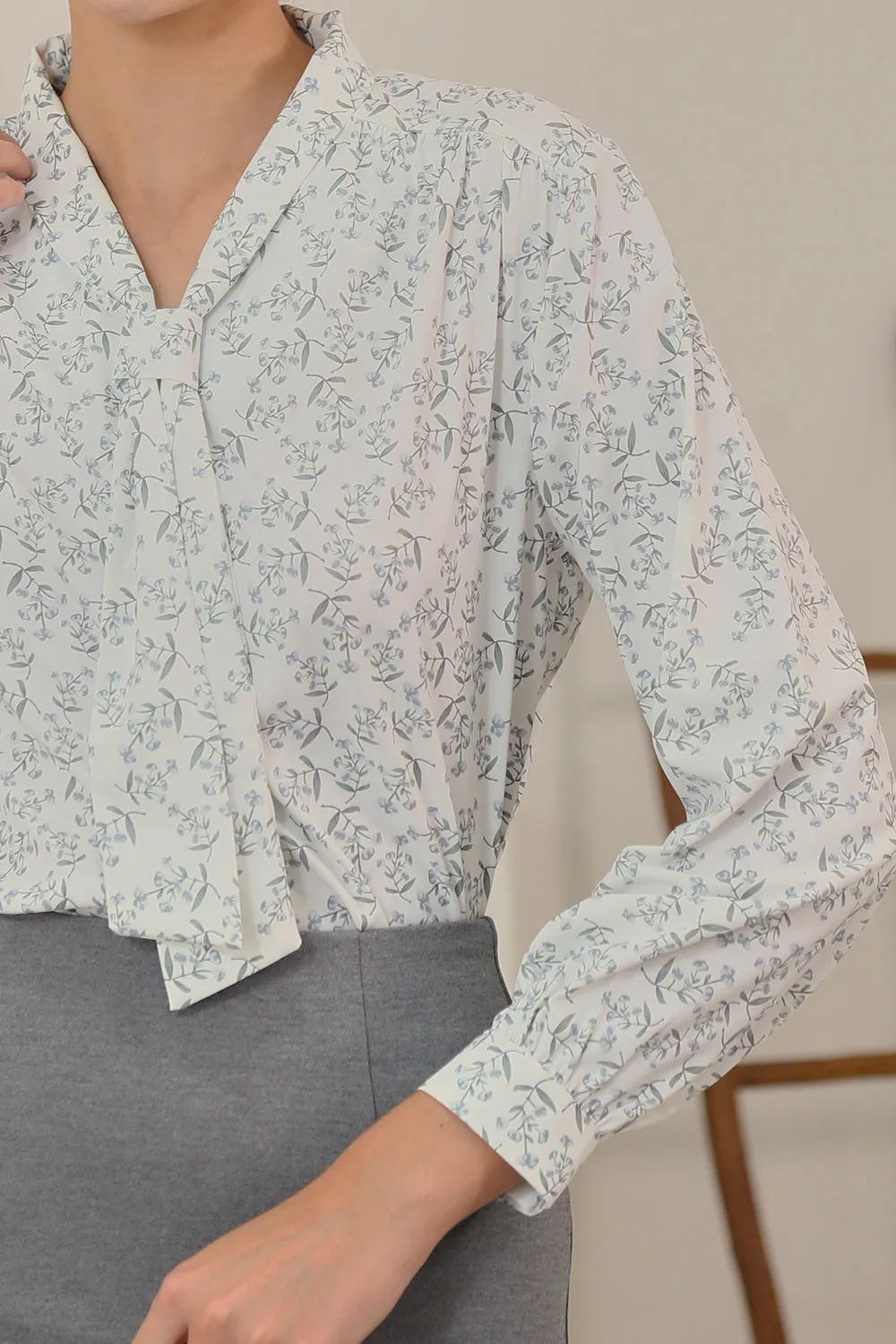 Trinity Long Sleeves Blouse in Botanical Charm